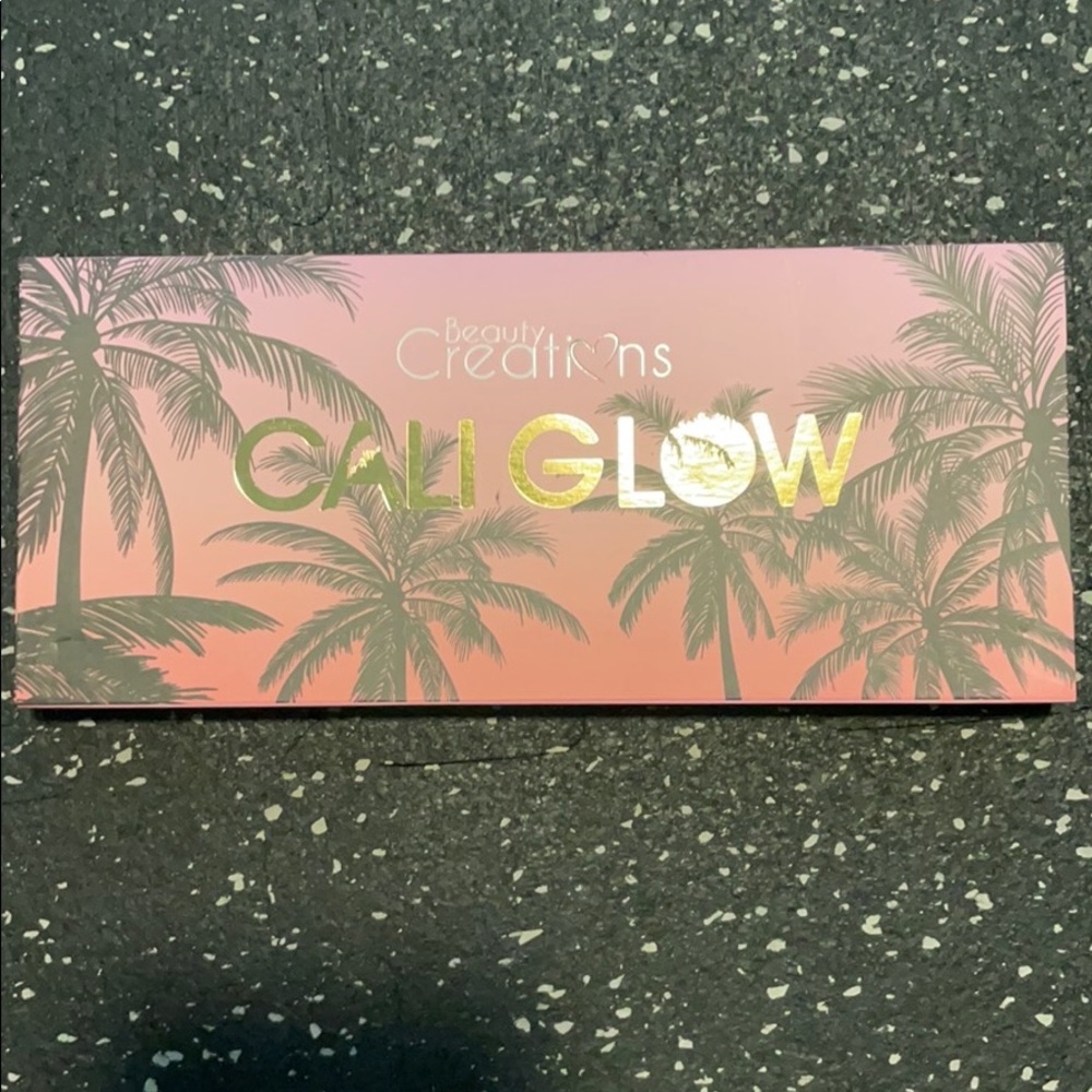 Never used highlight pallet